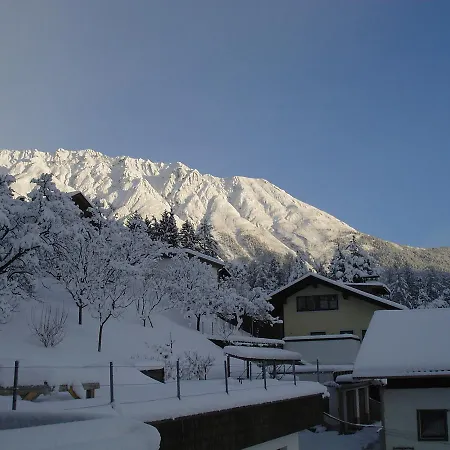 Waldesruh Bed & Breakfast Tarrenz