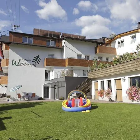 ベッド・アンド・ブレックファスト Waldesruh 3*