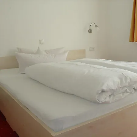 Waldesruh Couette-café 3*